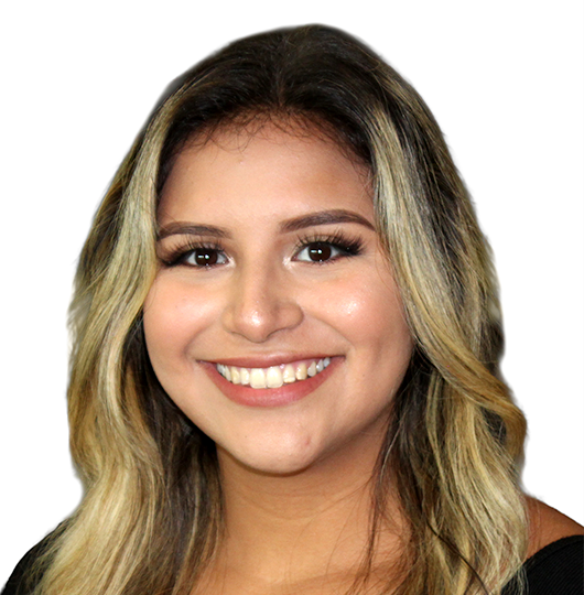 Headshot of Loly Amaya